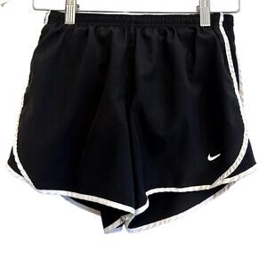 Nike Dri-Fit Girl's XL Black/White Shorts, Built In Liner, Adjustable Waist, EUC